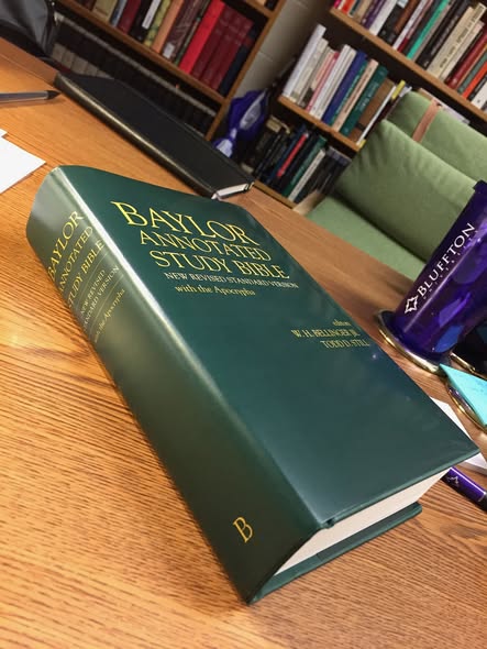 Baylor Annotated Study Bible by W H Bellinger: Used - Image 3