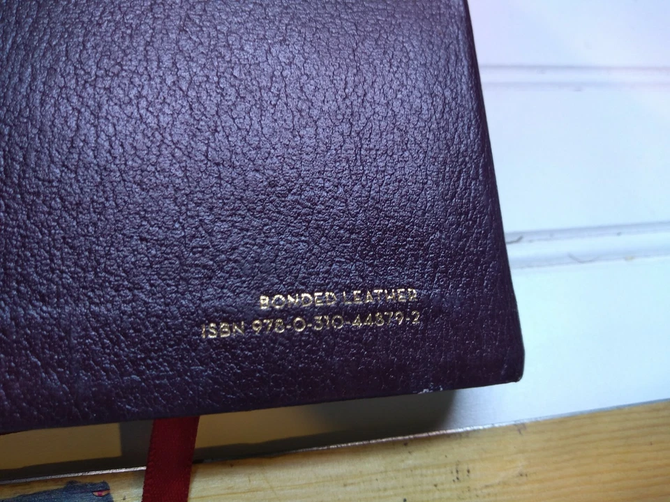 NIV Giant Print Thinline Reference Bible Burgundy Bonded Leather Zondervan EUC - Image 9
